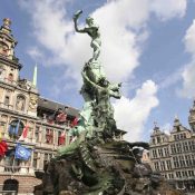 ANVERS, CAPITALE MONDIALE DES BIJOUTERIES DE DIAMANT