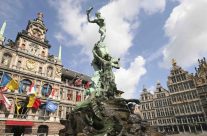 ANVERS, CAPITALE MONDIALE DES BIJOUTERIES DE DIAMANT