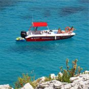 Découvrir les calanques en bateau