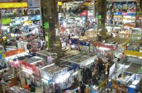 Première visite de Bangkok, la fourmilière aux mille feux.