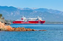 Prendre le ferry pour aller en Corse : quels avantages ?
